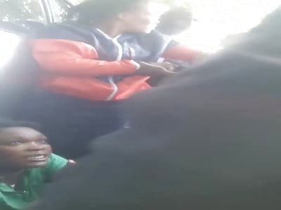 2 women are beaten for stealing