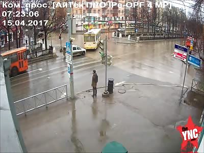 Russian  police chase man in a Zorb ball