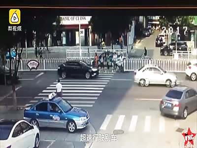 5 get run over at the same time on the zebra crossing