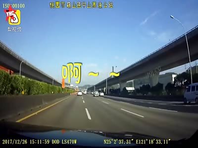 accident in Taiwan man in car was nearly crushed