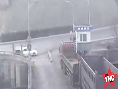 man died when a car out of control sent him of the bridge in Chengde