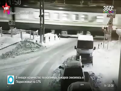 collision between car and train In the area of â€‹â€‹the station Usovo