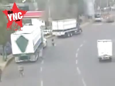 woman crushed  by a truck  in mexico