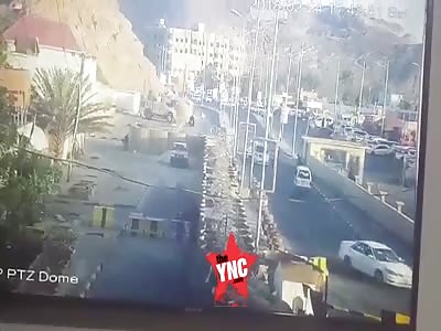 big suicide explosion  in Aden,Yemen