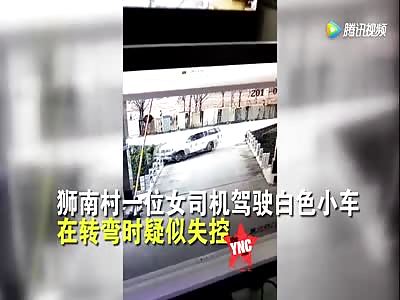 female driver accident in Guangdong