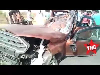 a whole family die in Nizamabad district Dich Palli National Highway