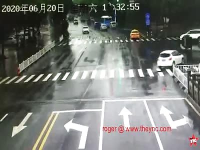 take-Away brother accident in Zhejiang