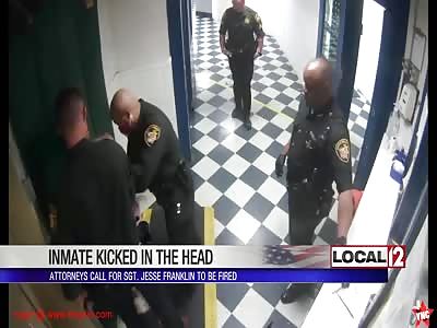 police officer kicks man in the head  in Ohio,USA