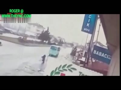 85-year-old woman gets crushed by a truck and died in Turkey