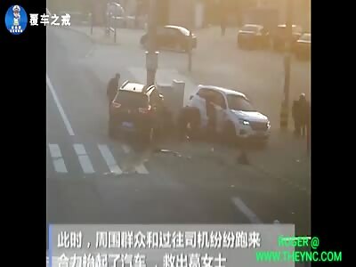 Man crushed by a car in Zhejiang