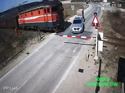 Car crashed into a train in Bosnia & Herzegovina