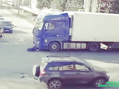 68-year-old man was dragged under a truck in Klin, Russia