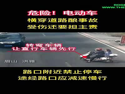 A truck crashed into Two motorcyclists in Sichuan