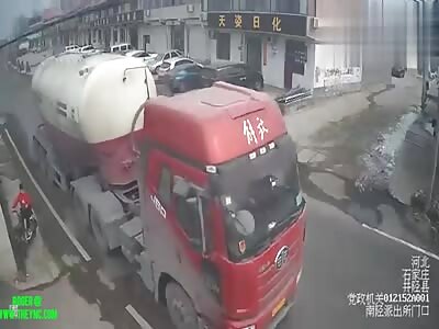 9-year-old boy was crushed by a Truck in Jingxing
