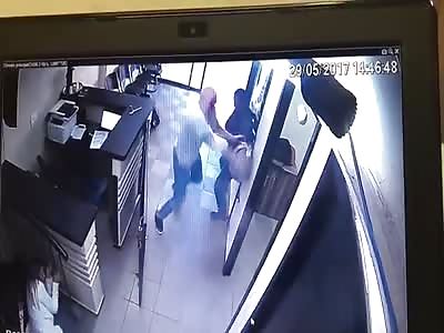 Off duty cop shot by thief during robbery