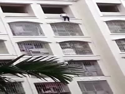 14 Year old Girl Jumps to Death From 8th Floor Apartment in Mumbai