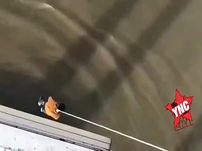 suicide, man hanging on the bridge