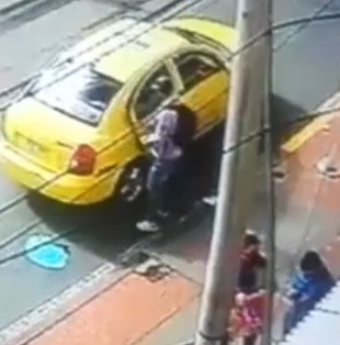 Sneaky Hitman Shoots Taxi Passenger In The Back