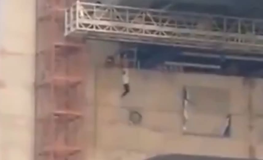 Worker Falls to His Death from Bridge 