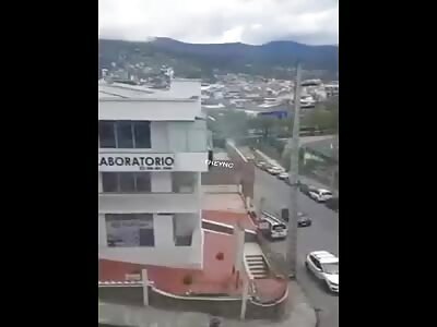 Asshole touches power lines by mistake