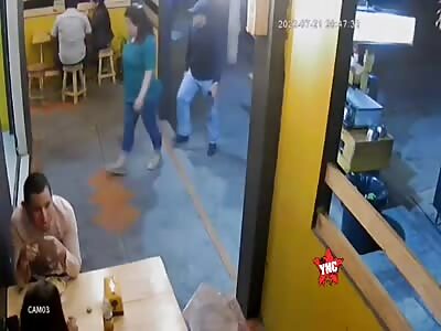 Thief ends up full of bullets(full video) 