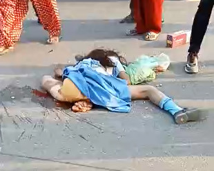 Poor girl in Agony after get Crushed by Truck