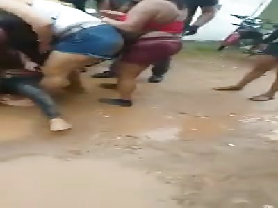 Fight in mud Brazilian version