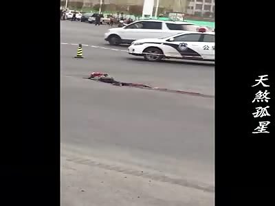 Scooter girl Dies Crushed Under Wheel of Truck (Includes Aftermath)