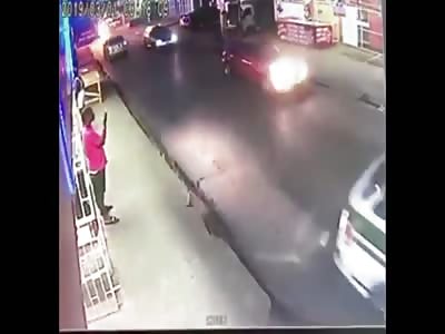 Crazy Drive-by shotgun shooting & double murder. CCTV.