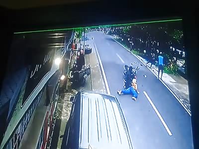 Accident Caught On CCTV: Latest News(5)