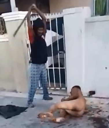 Gang Of African Naked Robbers Pay The Price