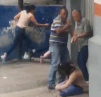 Cold Blooded Street Execution of Woman Caught On CellPhone Cam