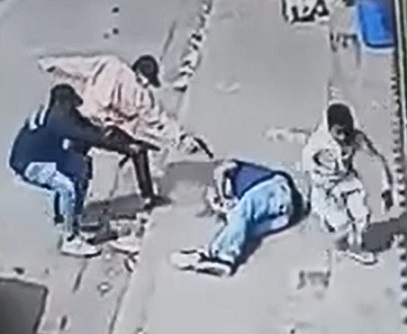 Man Brutally Executed In Front His Kid 