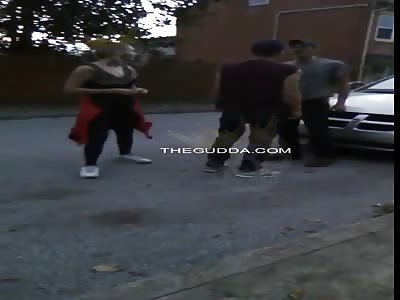Dude Gets His Hands Pinned Down & Face Beat For Snitching In The Hood!