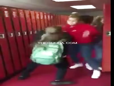 Girl Sticks Up And Tries To Fight Over Her Step Mom