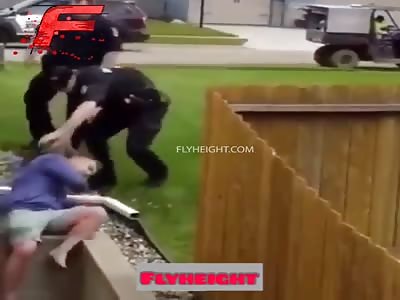 Cop Let His Dog On A Guy Who Didnâ€™t Give Any Resisting