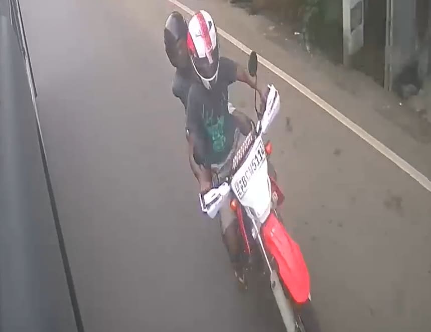 Bike Passenger Goes Into Convulsions After Accident