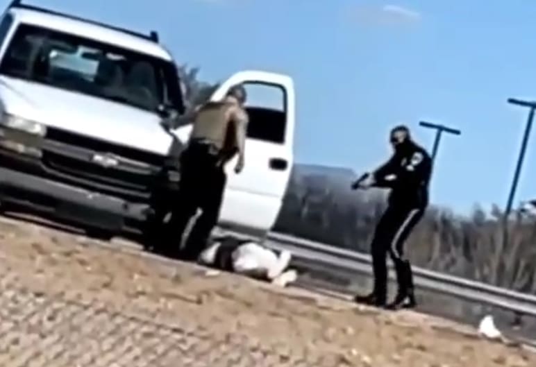 Cop Killer Shot Dead on New Mexico Highway 