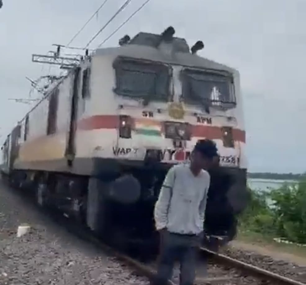 Tiktok Train Craze Continues In India