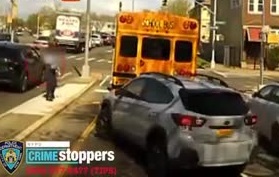 NY: Thug Intentionally Running Over Female Bus Driver.