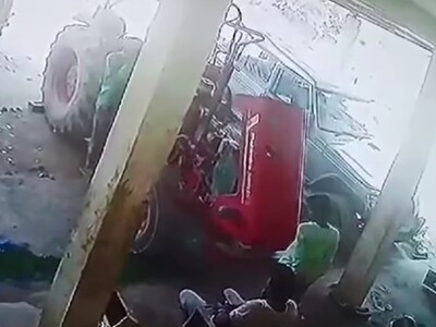 OUCH: Tractor Mechanic Dies Horrible Death