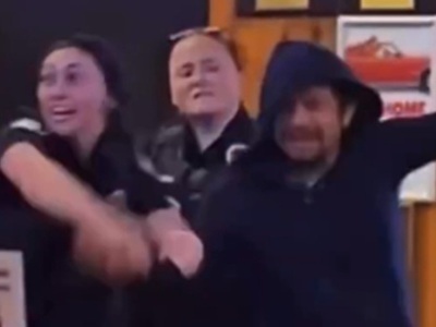 2 Female Cops make you feel Safe dont they