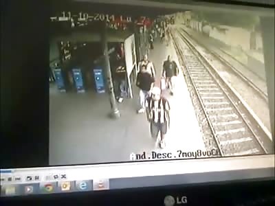 Moronic Drunk Mans Leg Gets Caught in Between Train and Platform... What Happens Next is Brutal