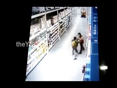 Bad Day on the Job .. Employee is Attacked by Deranged Man with a Machete