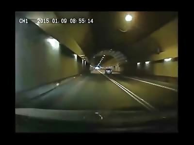 Horrifying Accident inside of a Traffic Tunnel...