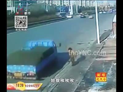 Oblivious Truck Driver Runs over and Crushes Lady in Pink