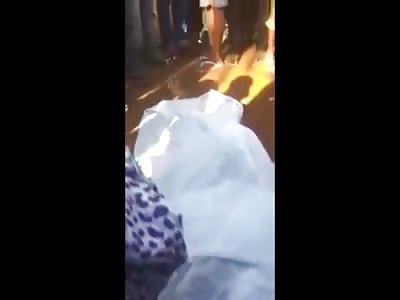 Pretty Female Decapitated in Accident..Crowd has to Touch and Play with Head 