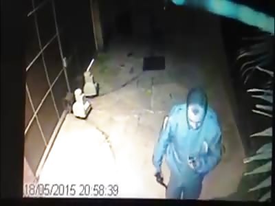 SUICIDE Caught on Camera as Man Puts a Bullet in His Forehead after Cell Phone Call