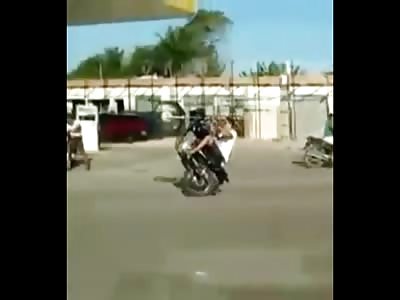 Man Trying to Do a Stunt for His Friends on a Motorcycle Falls and Breaks his Neck (Dies Instantly)