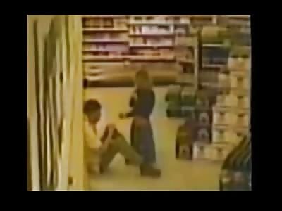 CCTV Captures Couple having Sex on Convenience Store Floor 